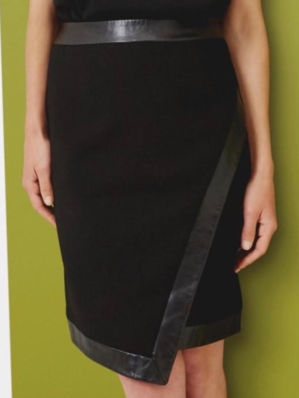 ⭐️ Ted Baker Heeley Asymmetrical Faux Leather Trim Skirt - size 12